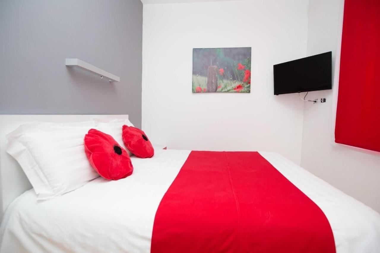 Hotel Rimini ティラナ エクステリア 写真
